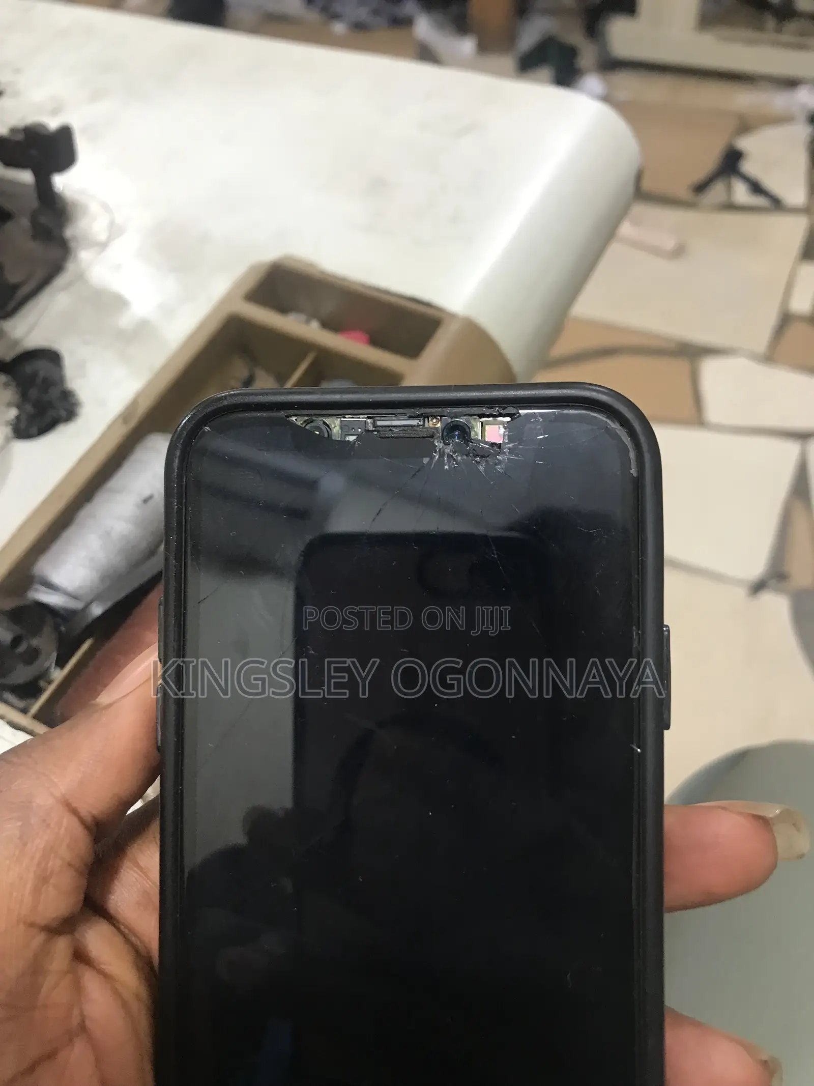 Apple iPhone X 256 GB White