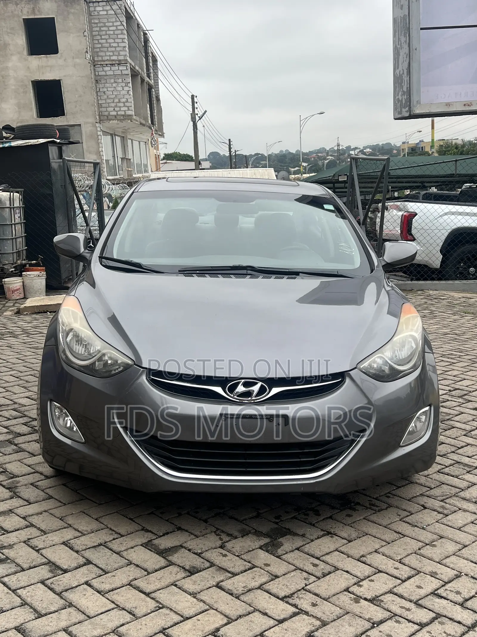 Hyundai Elantra Limited 2011 Gray
