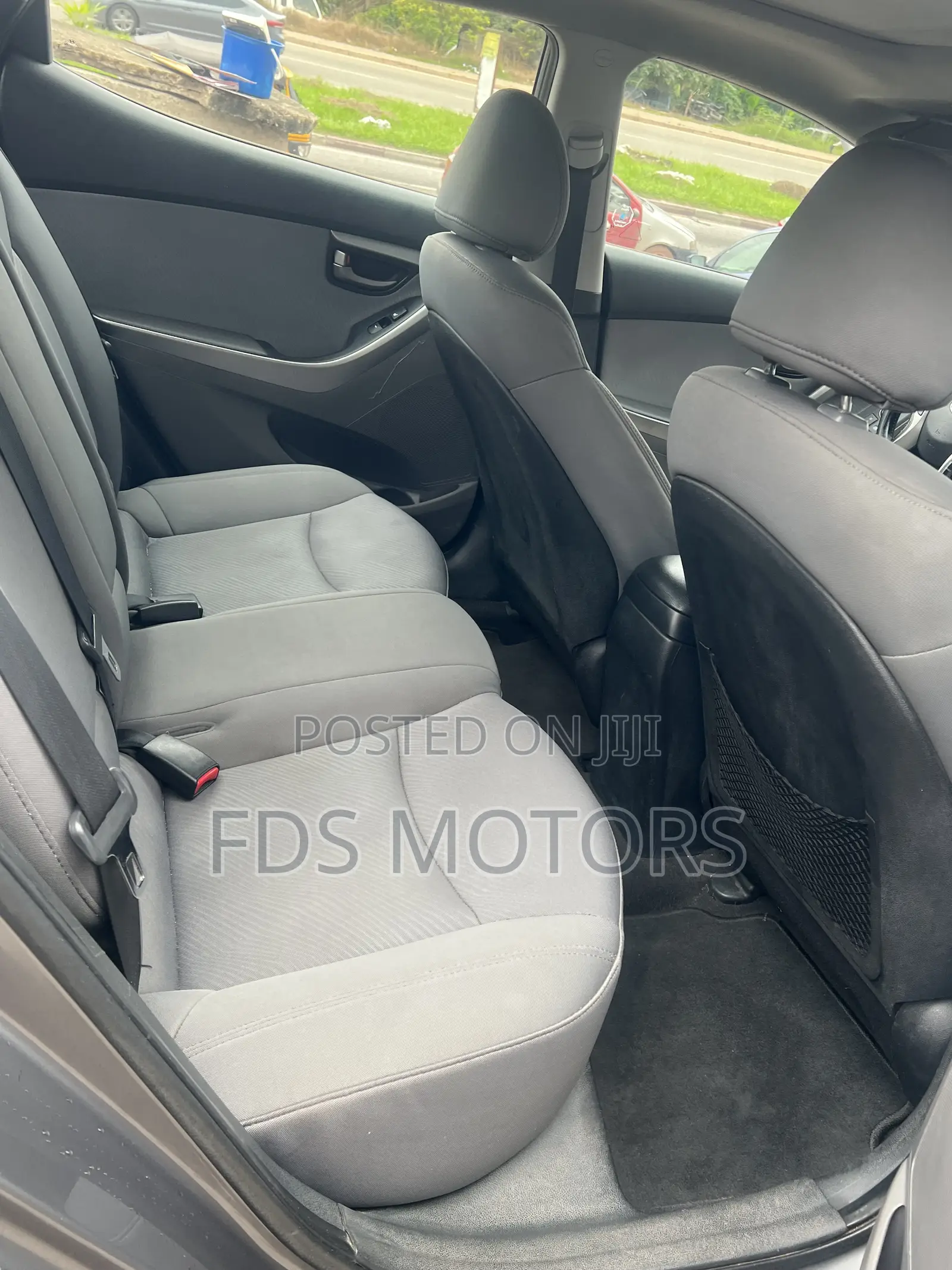 Hyundai Elantra Limited 2011 Gray