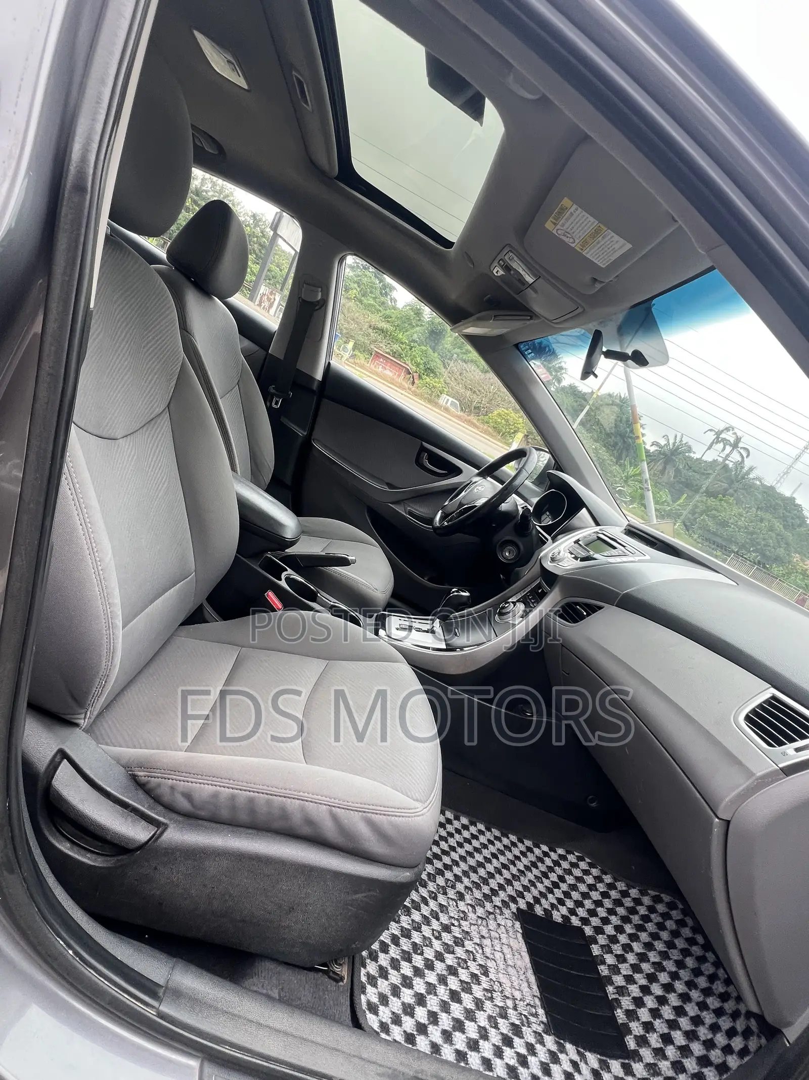 Hyundai Elantra Limited 2011 Gray