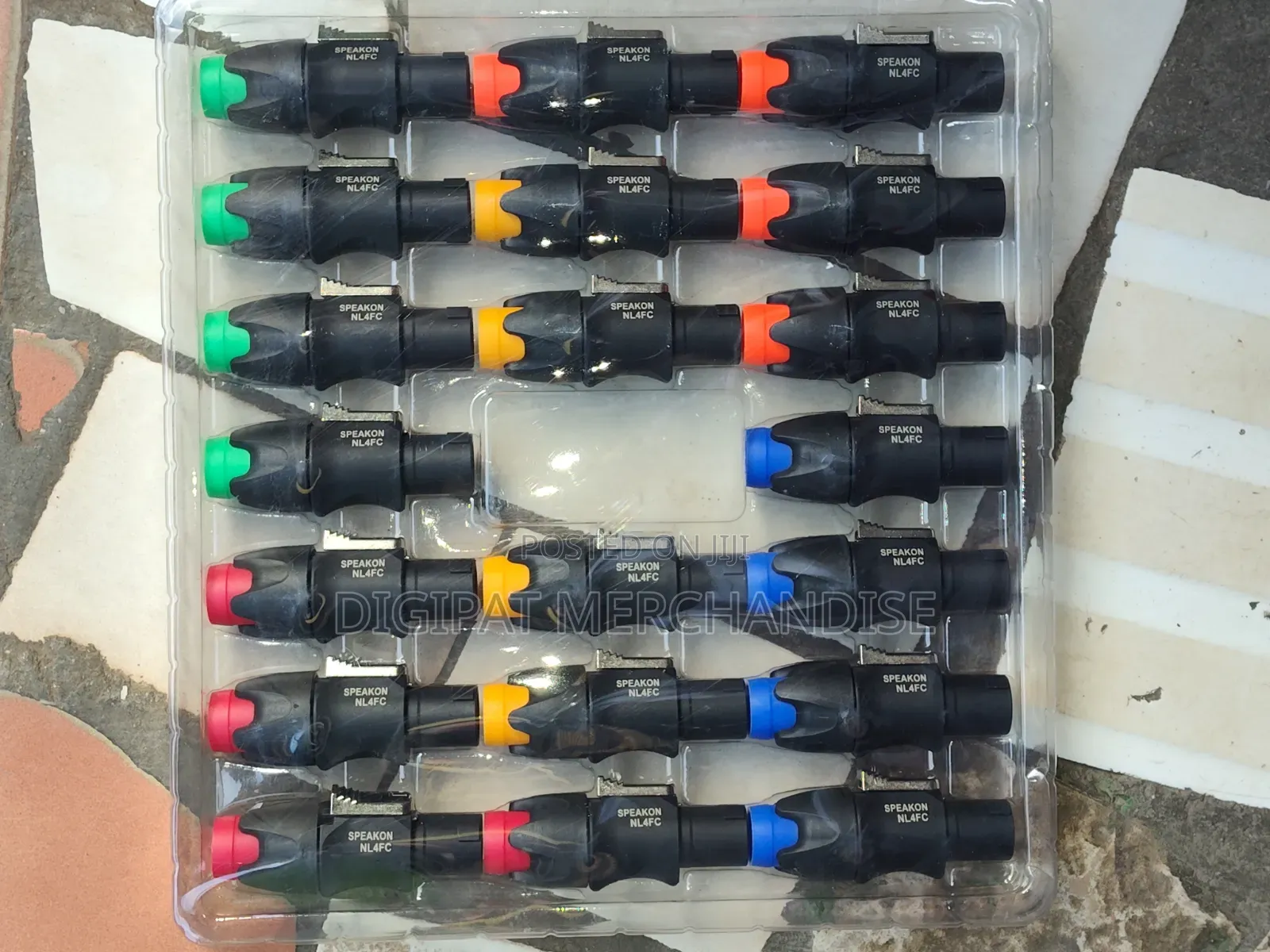Speakon Plugs