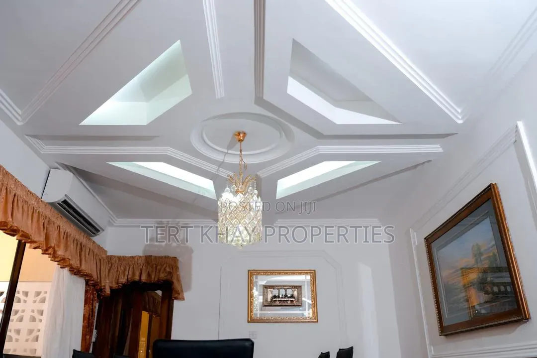6bdrm House in Sakumono for rent