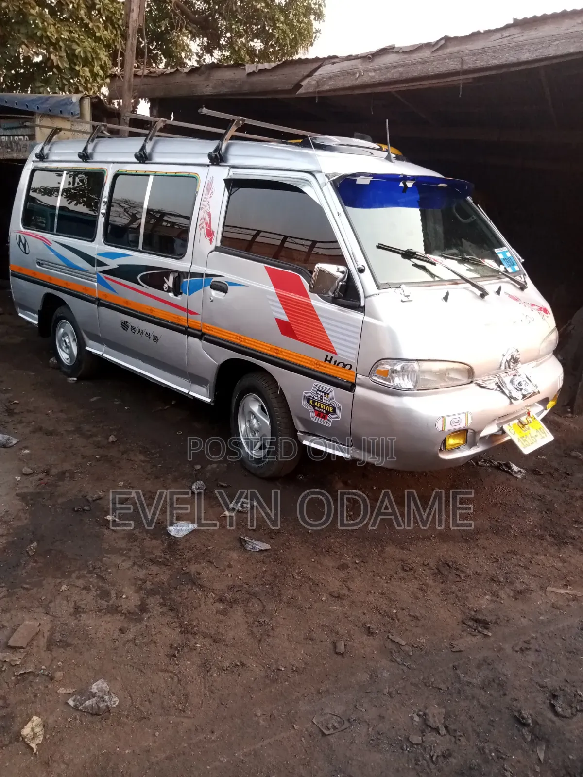 Hyundai H-100 2004 Silver
