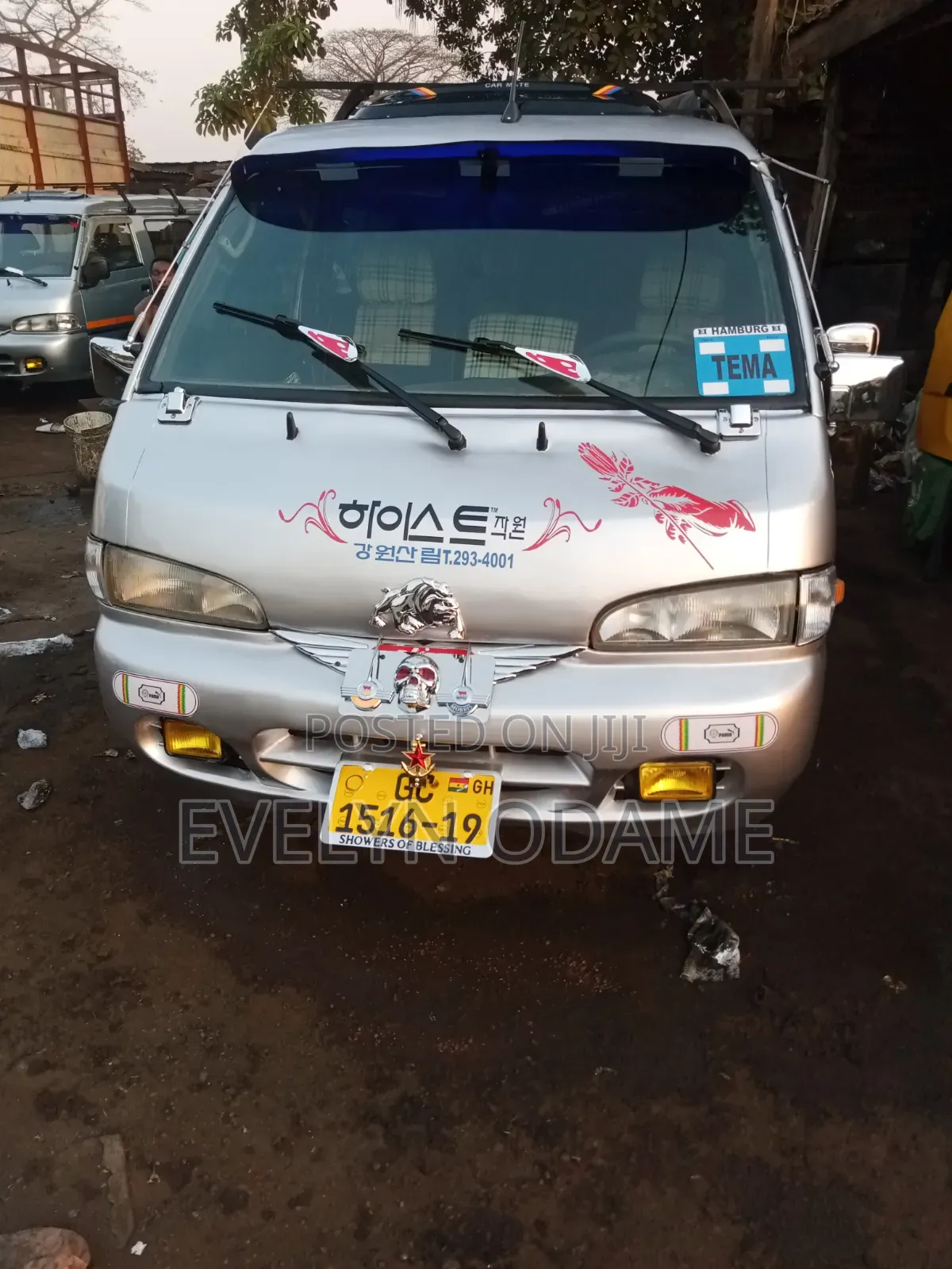 Hyundai H-100 2004 Silver