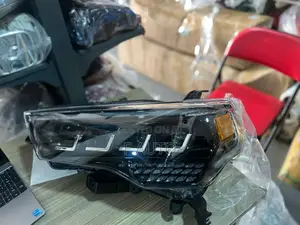 4runner 2016,2017,2018,2019,2020 Headlight