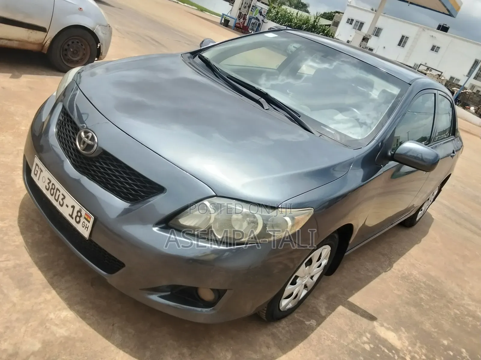 Toyota Corolla LE 4dr Sedan (1.8L 4cyl 4A) 2010 Gray