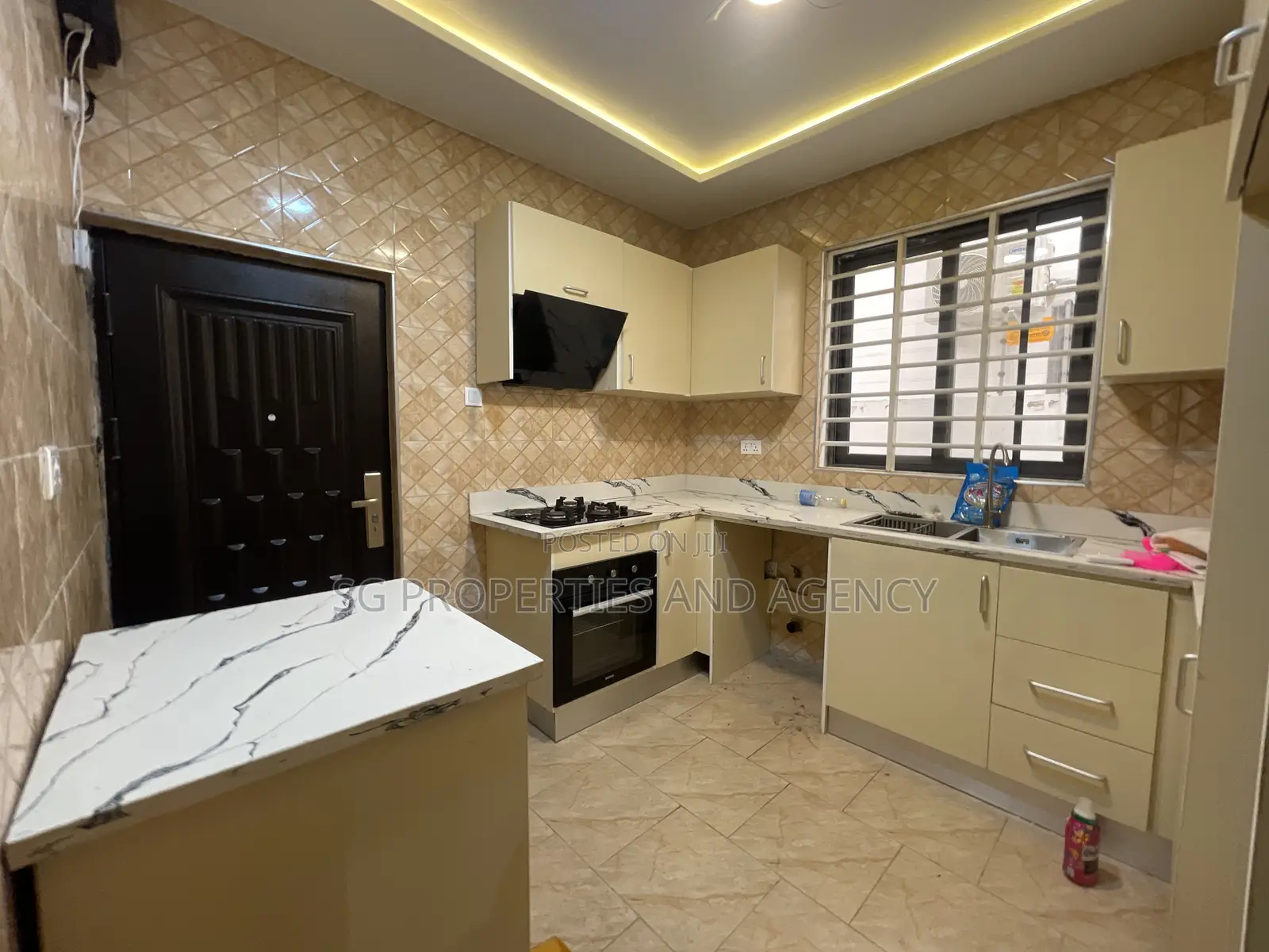 2bdrm House in Lashibi, Sakumono for sale