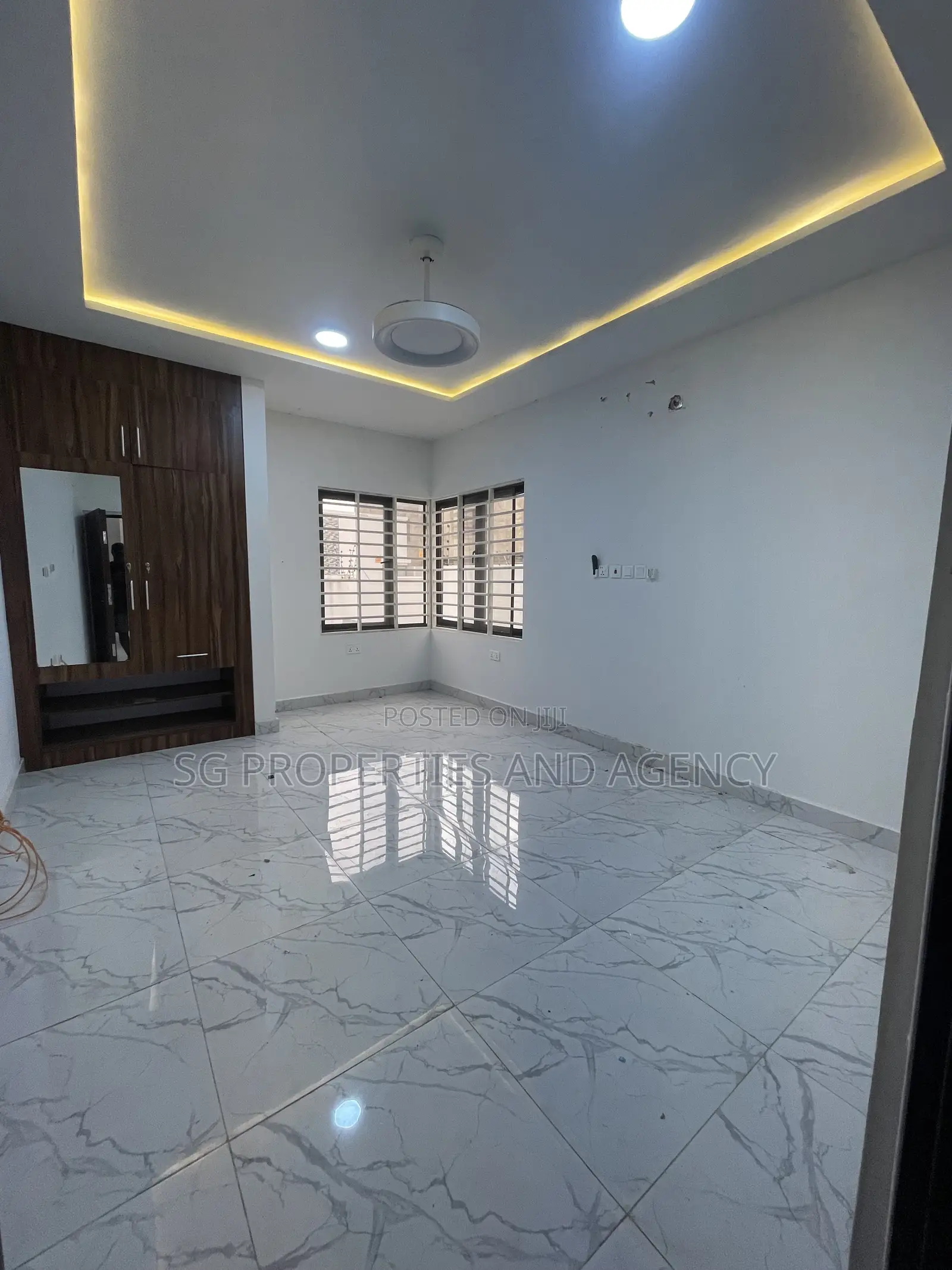 2bdrm House in Lashibi, Sakumono for sale