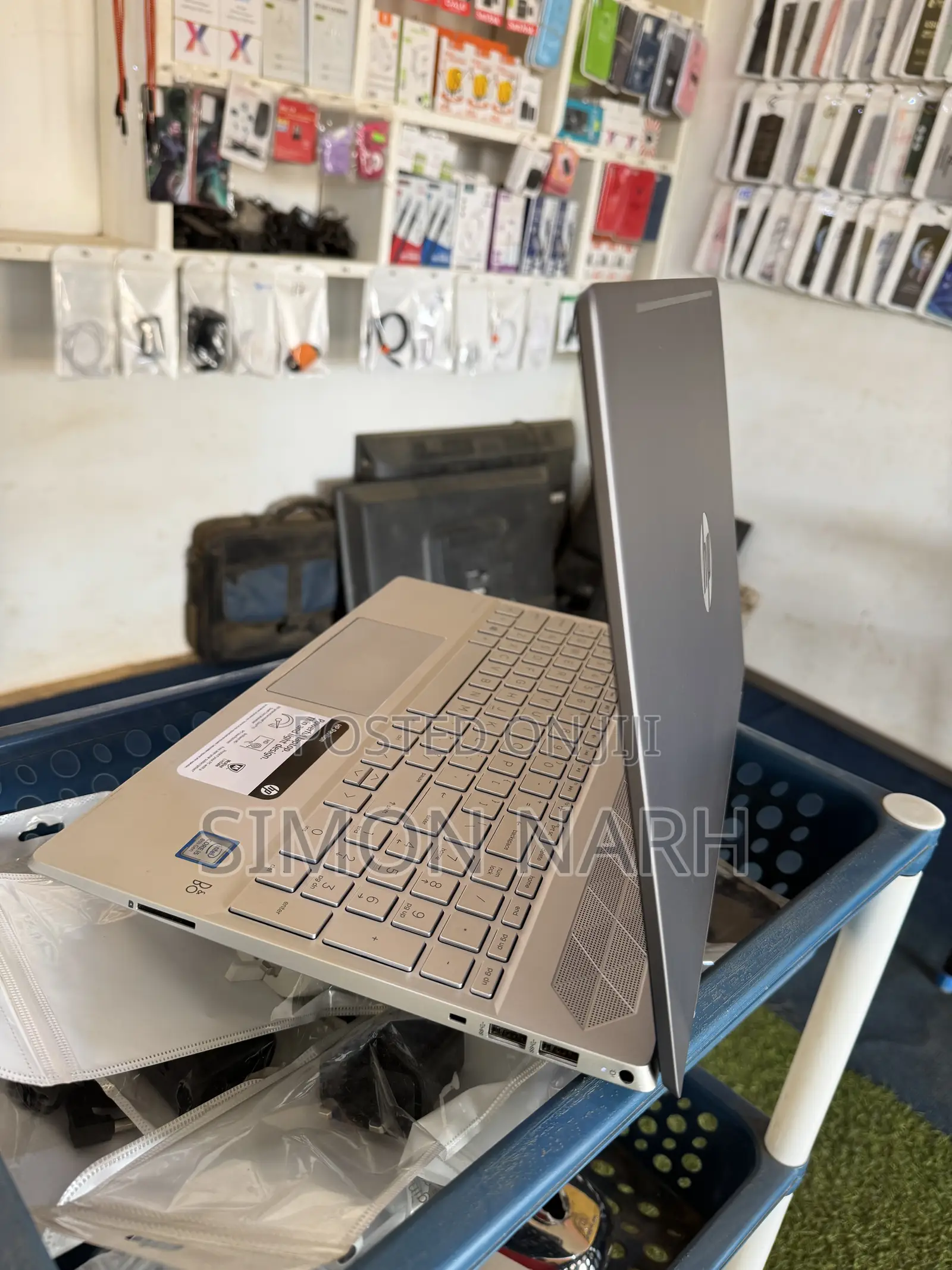 Laptop HP Pavilion 15 12GB Intel Core i5 HDD+SSD 1T