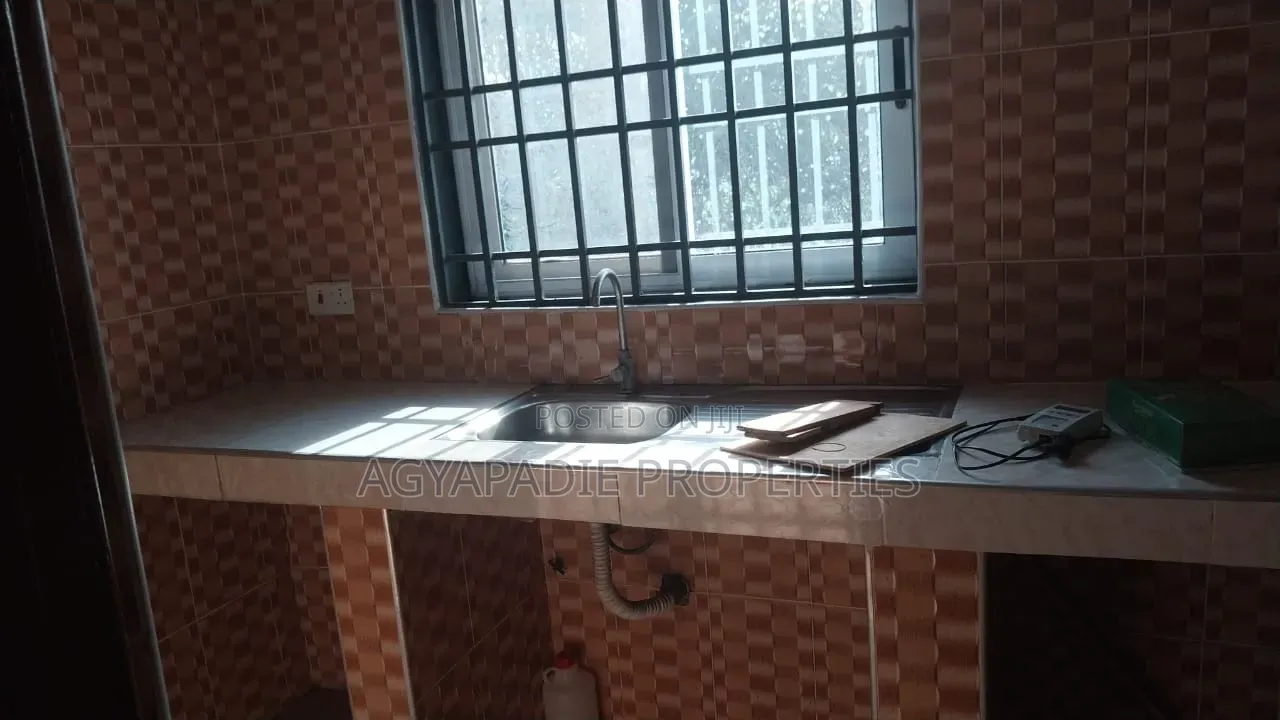 1bdrm Apartment in Post Office Area for rent