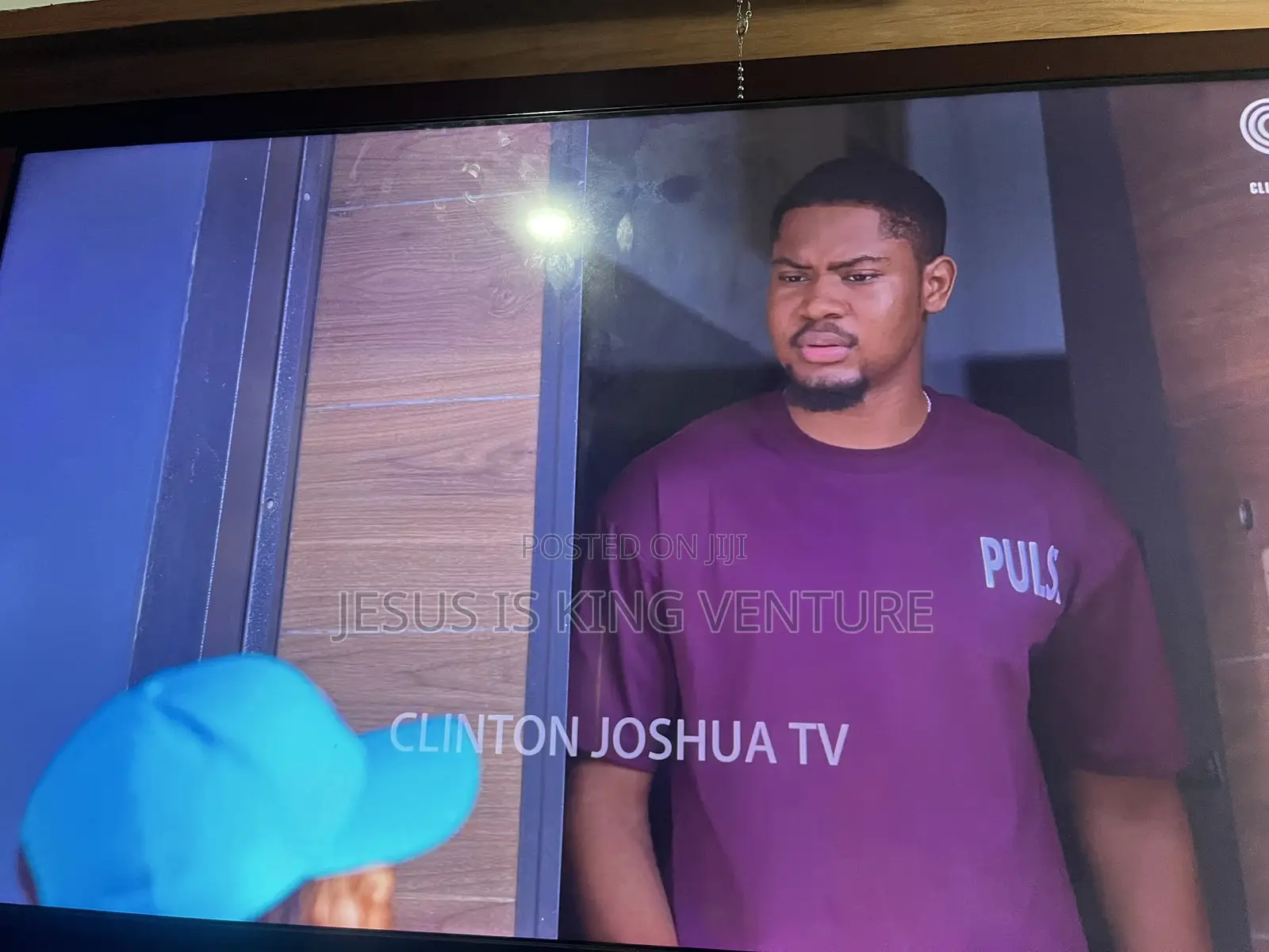 This a Strong Television With No Fault