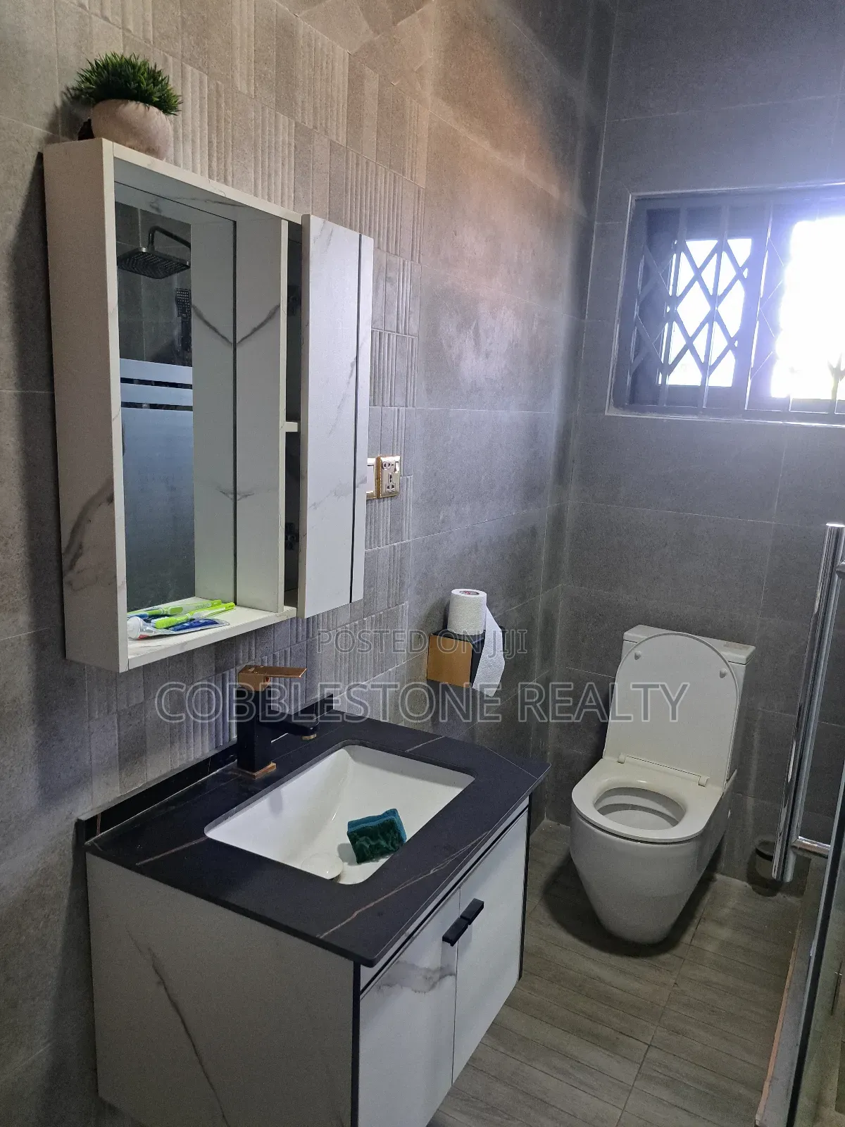 3bdrm Apartment in GREDA Estate for rent