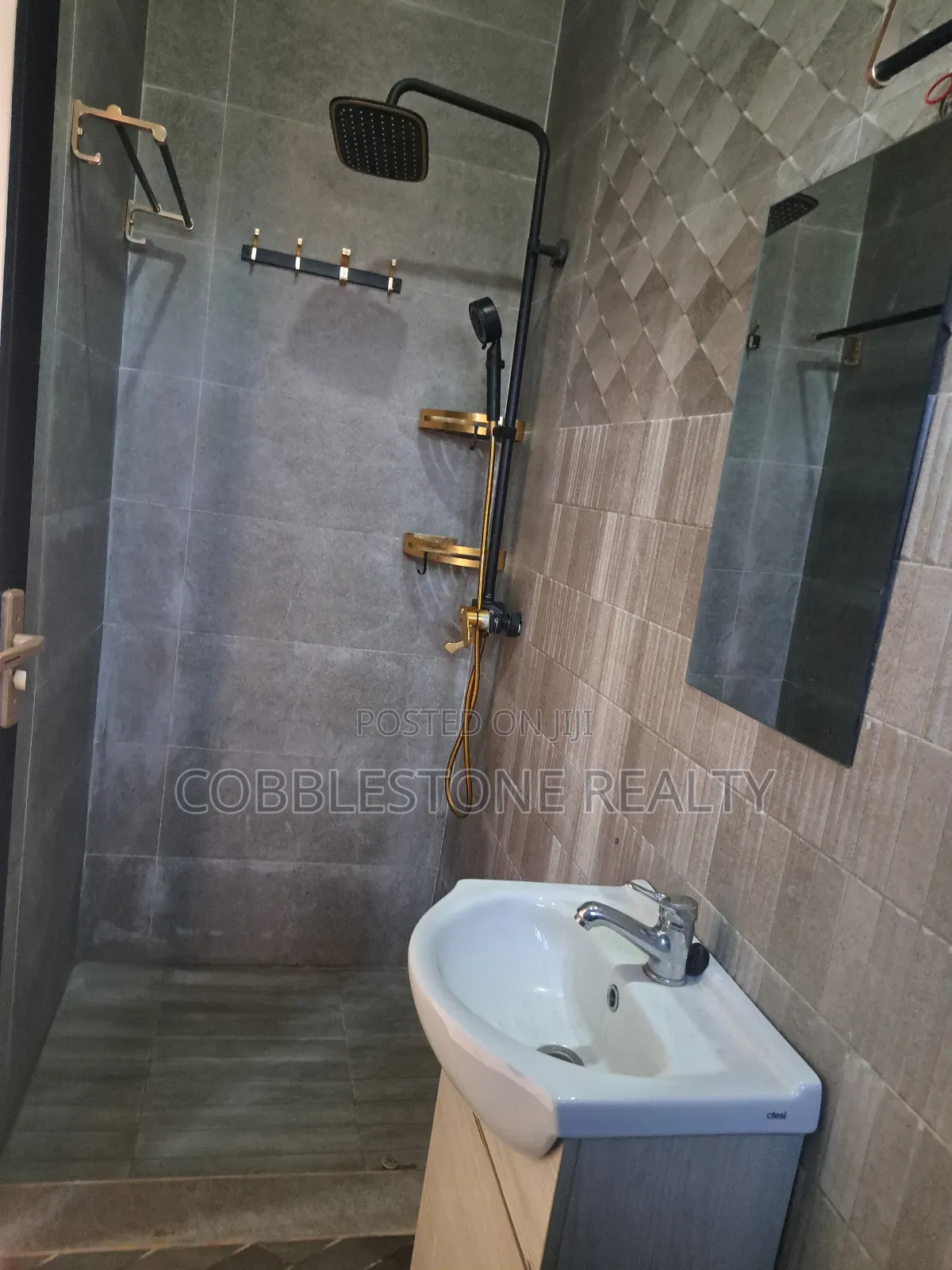 3bdrm Apartment in GREDA Estate for rent