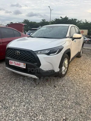 Toyota Corolla Cross 2023 White