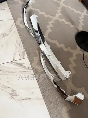 C300 Front Bumper Chrome/ Shinning