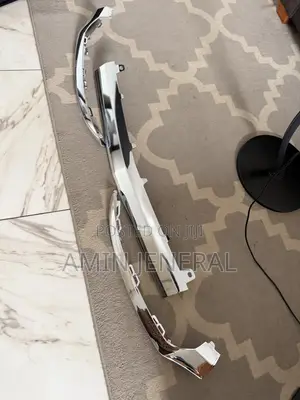 C300 Front Bumper Chrome/ Shinning