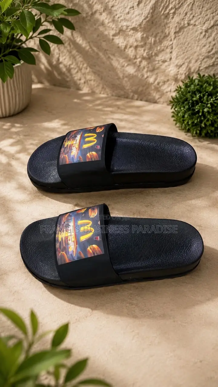 High-Quality Leather Flat Sandals - Men/Women