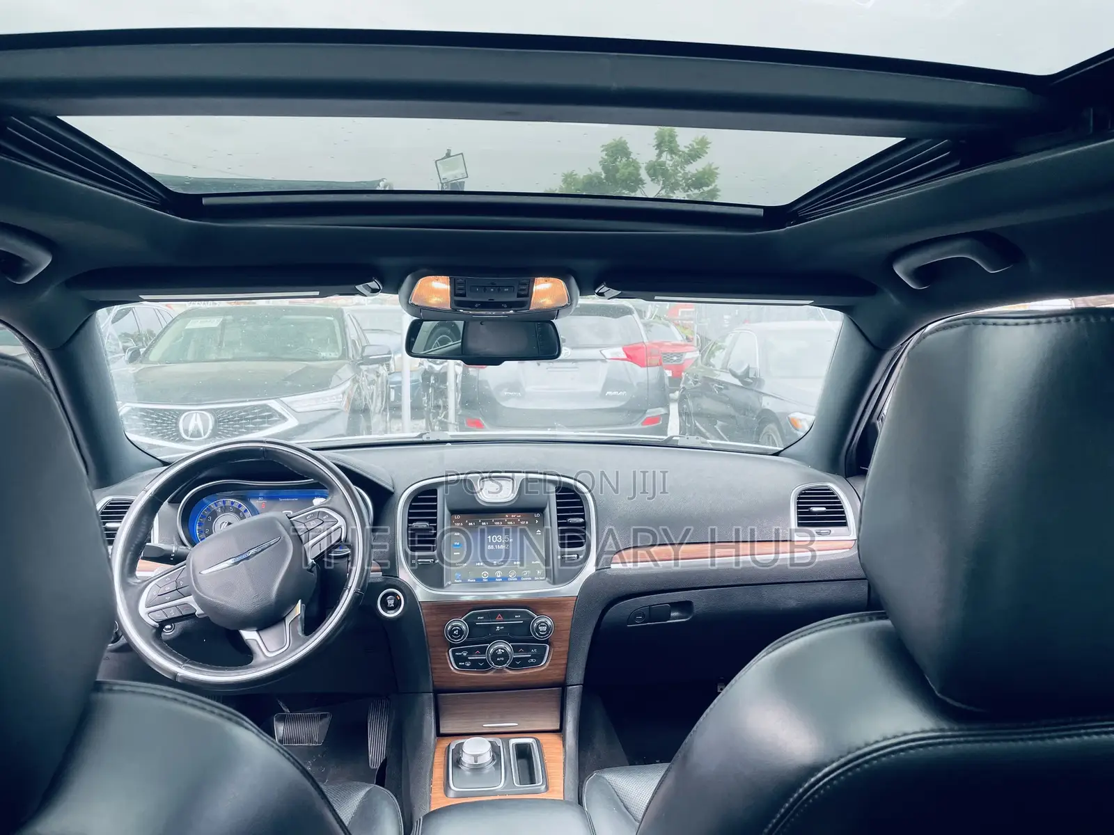 Chrysler 300C Base AWD 2016 White