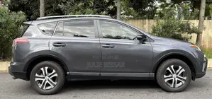 Toyota RAV4 2017 Gray