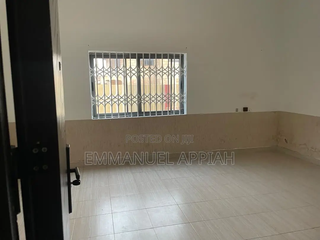 4bdrm House in Awoshei Joecat, Awoshie for rent