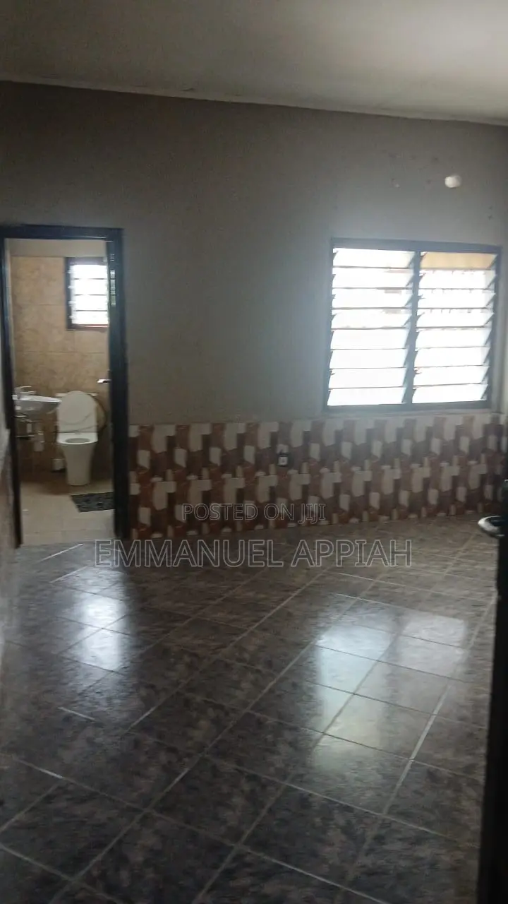 4bdrm House in Awoshei Joecat, Awoshie for rent