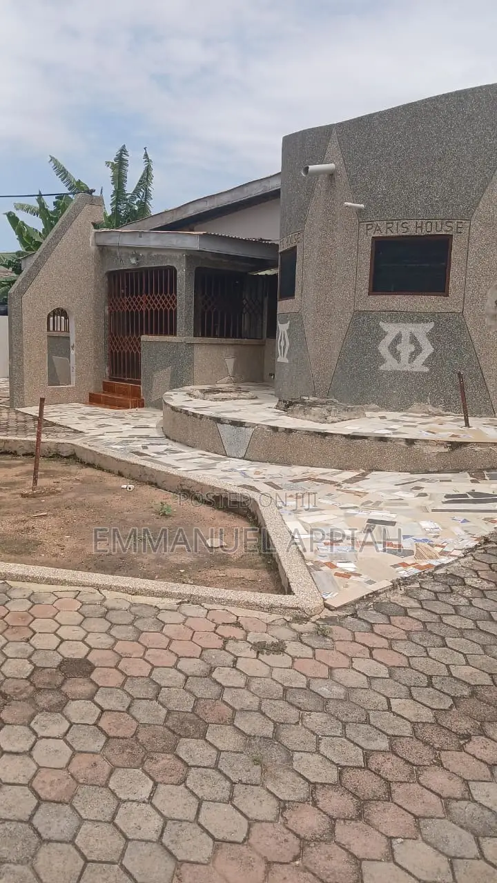 4bdrm House in Awoshei Joecat, Awoshie for rent