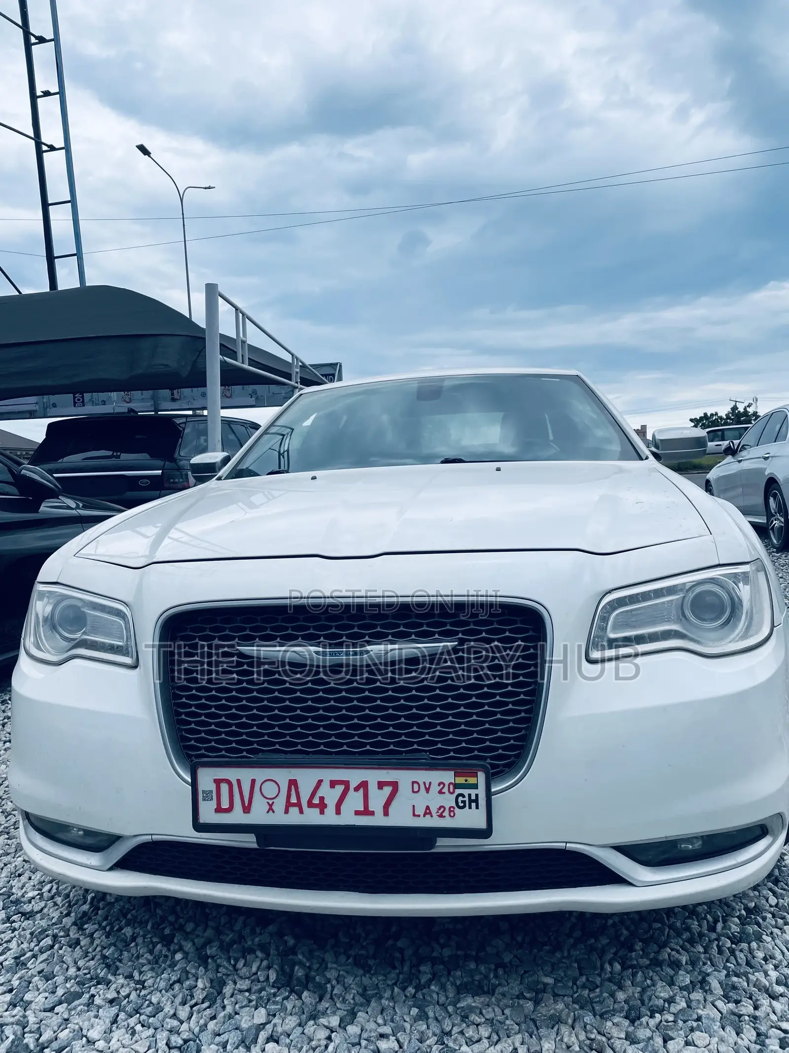Chrysler 300C Base AWD 2016 White