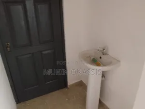 1bdrm Apartment in Iterms Propartys, School Junction for rent
