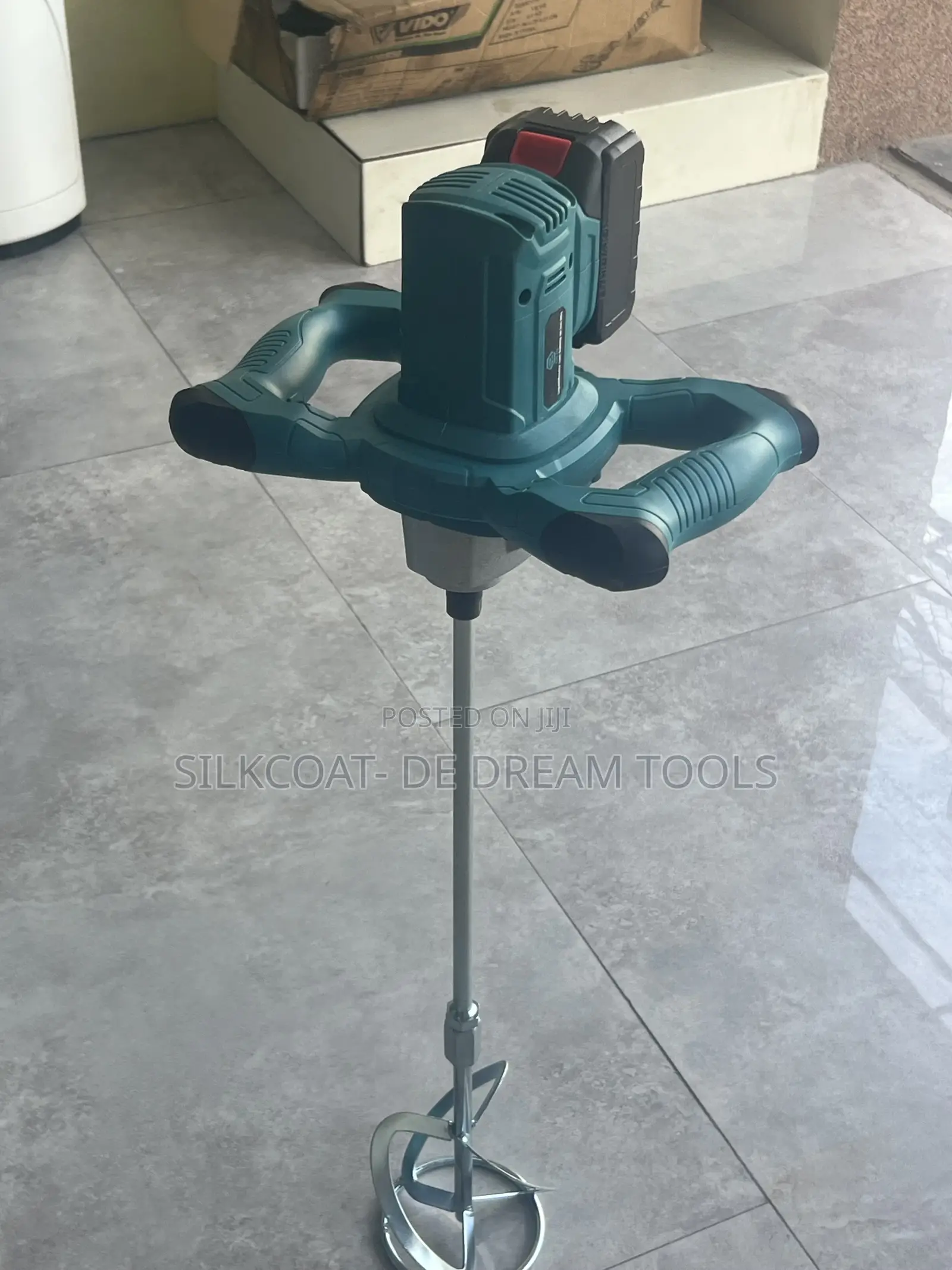 Graffiato and Paint Mixing Machine