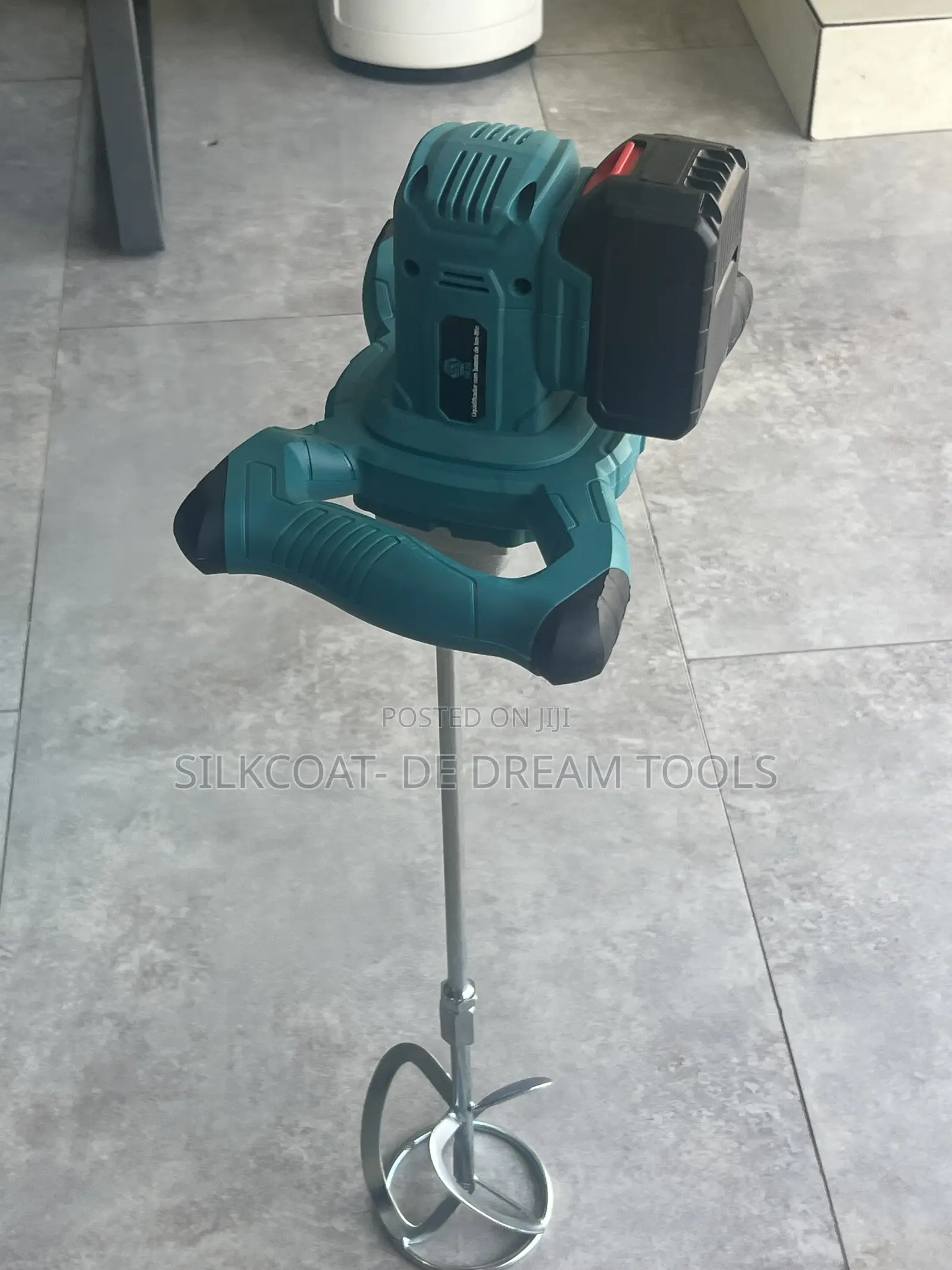 Graffiato and Paint Mixing Machine