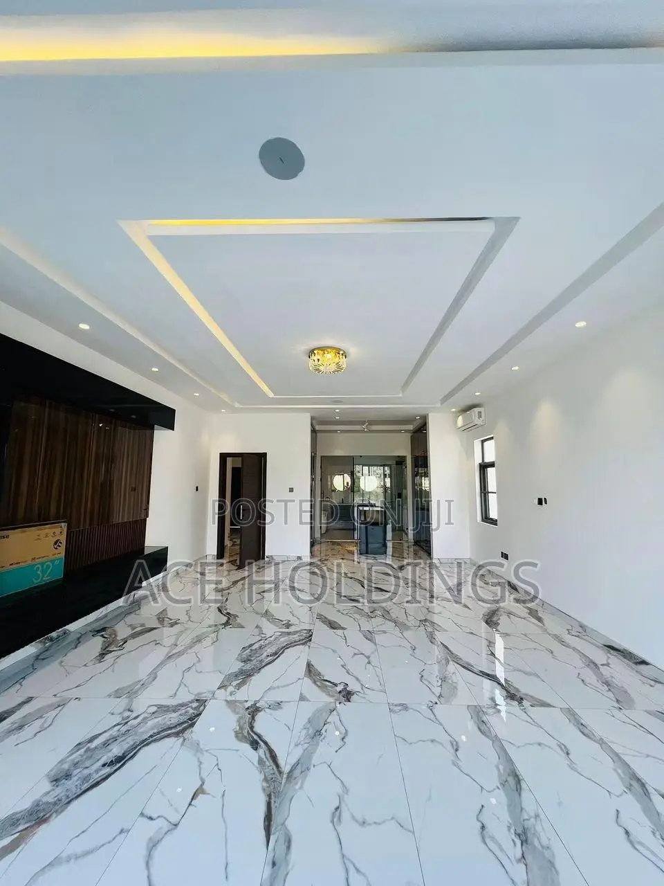 4bdrm Mansion in East Legon Hills for sale
