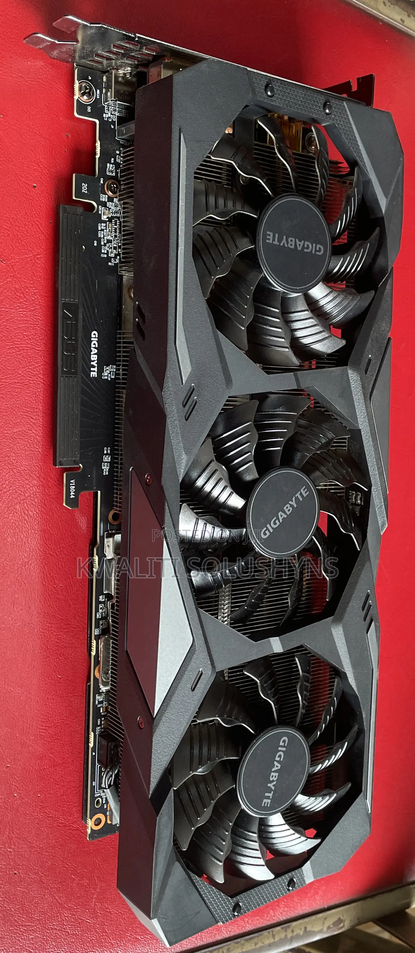 Gigabyte RTX 2070 8g Video Card Slightly Used in Good Condition