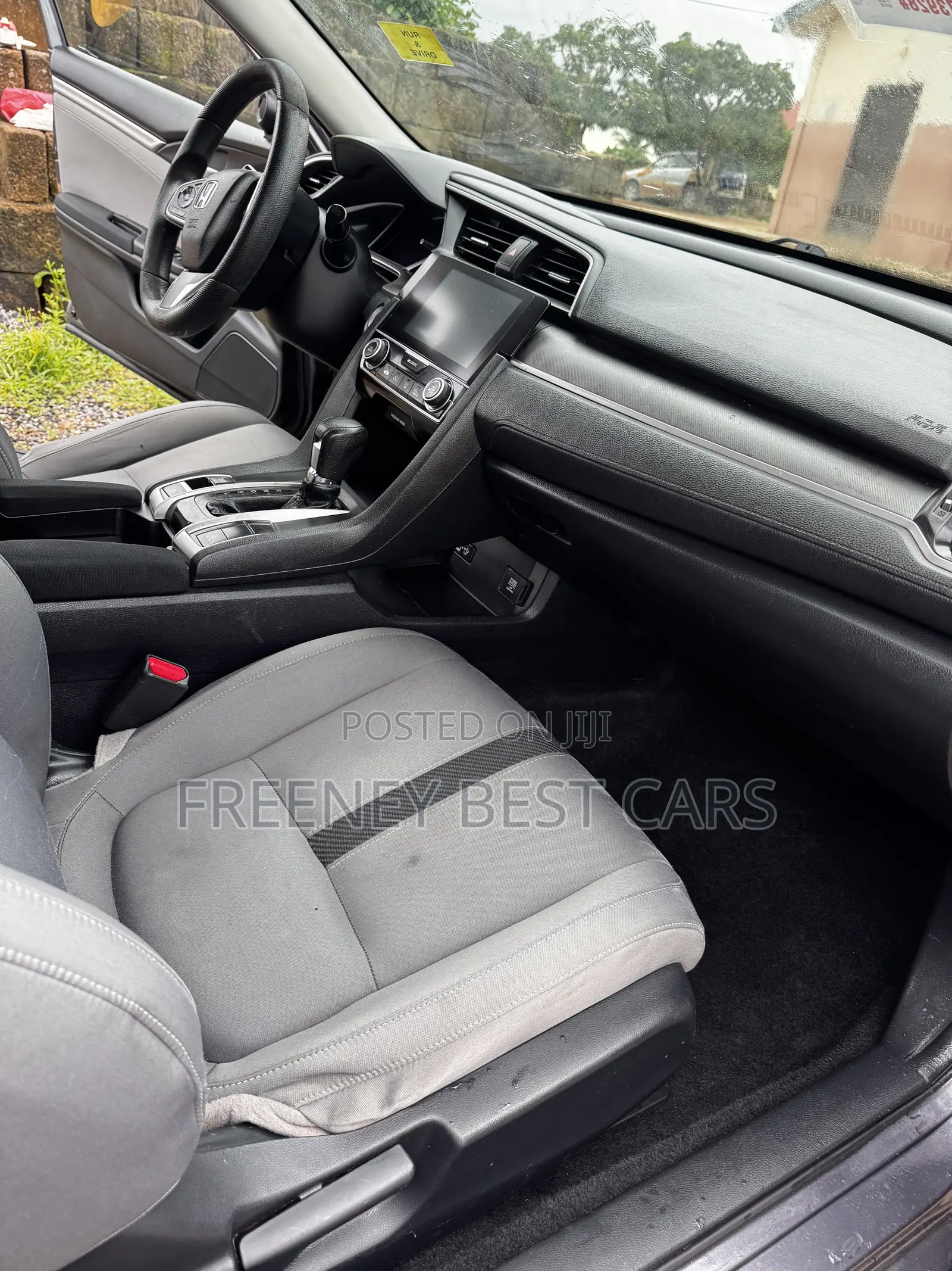 Honda Civic EX 4dr Sedan (2.0L 4cyl) 2017 Gray