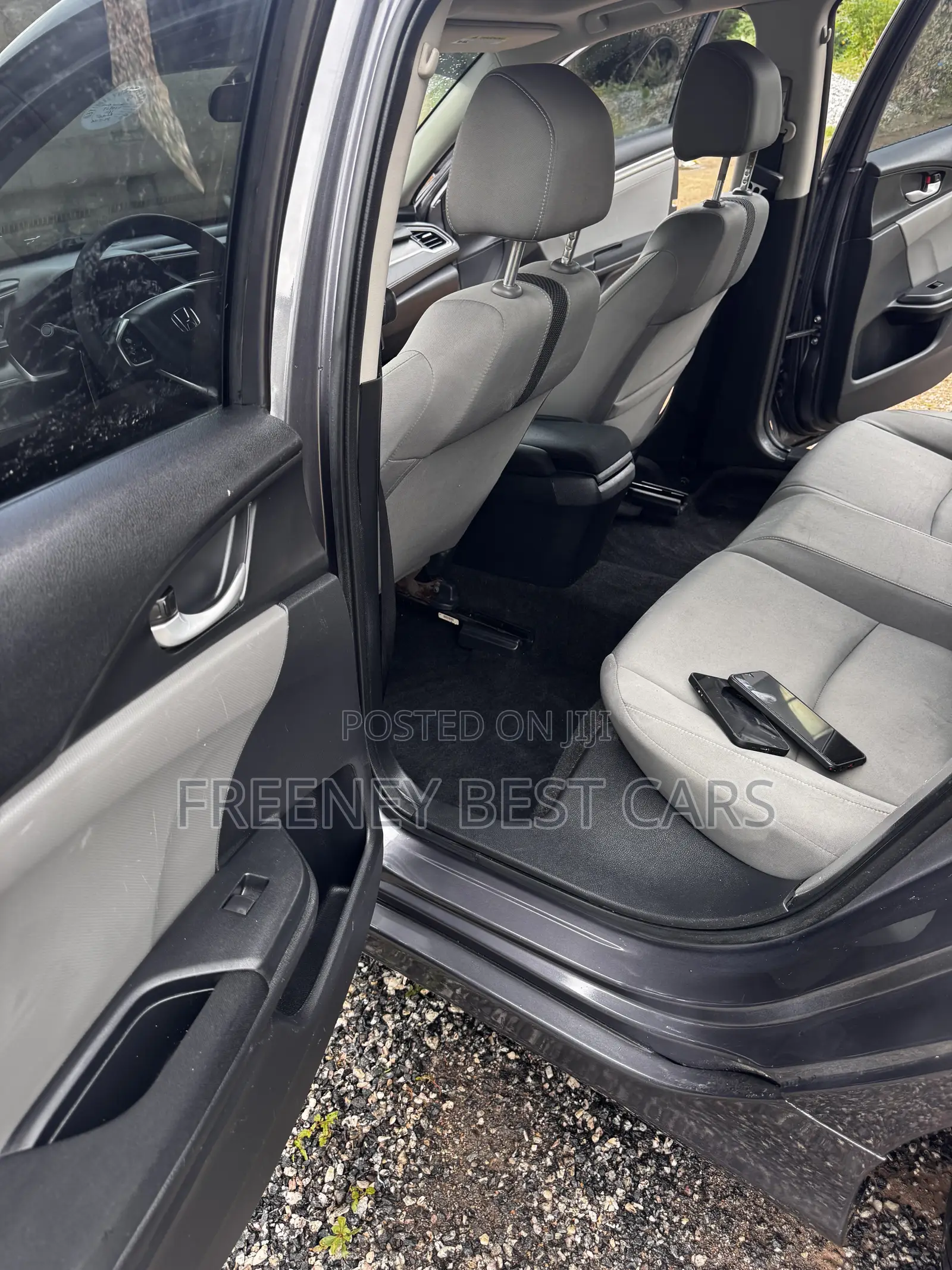 Honda Civic EX 4dr Sedan (2.0L 4cyl) 2017 Gray