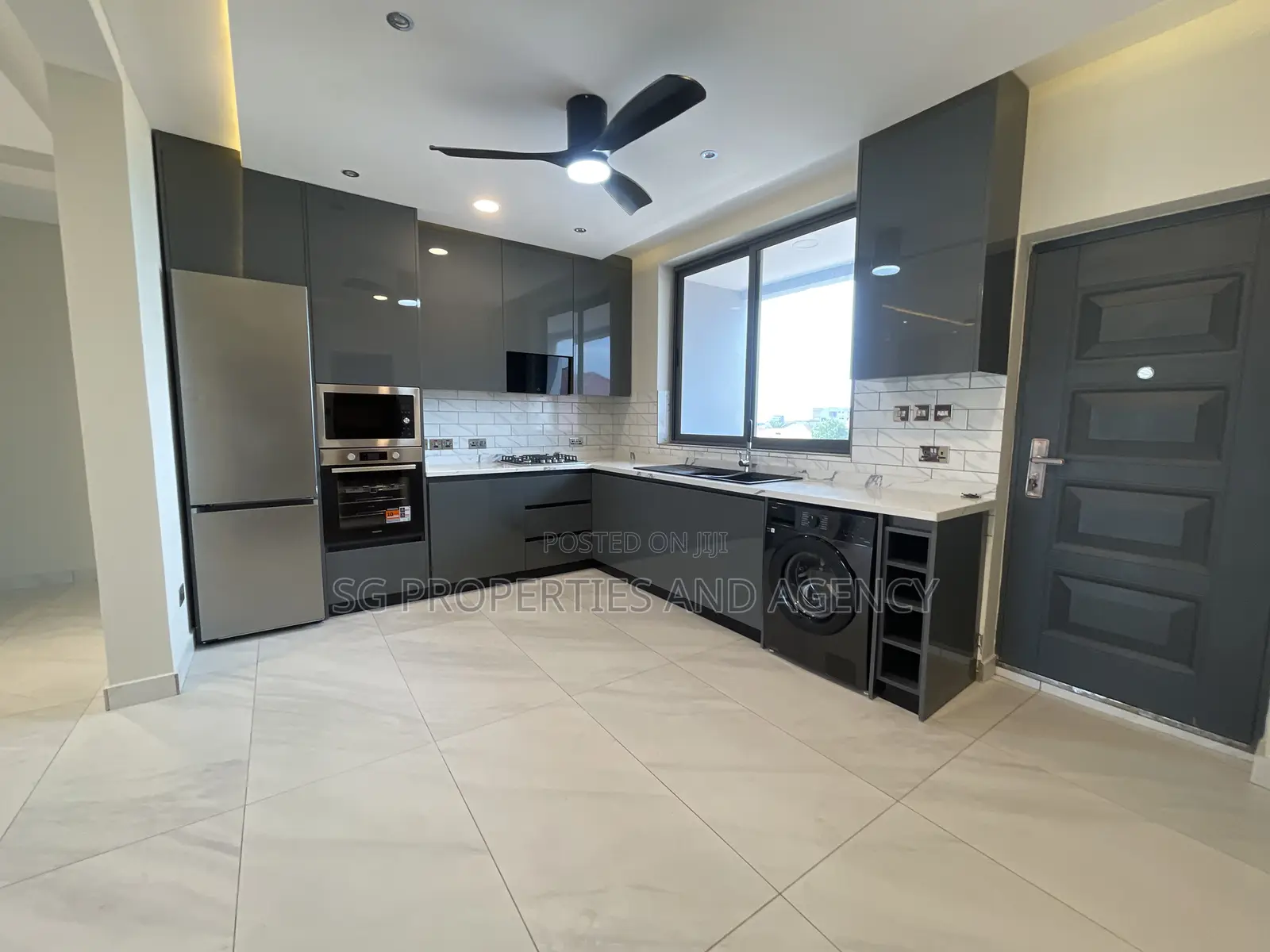 2bdrm Apartment in Batsonaa, Baatsona Total for rent
