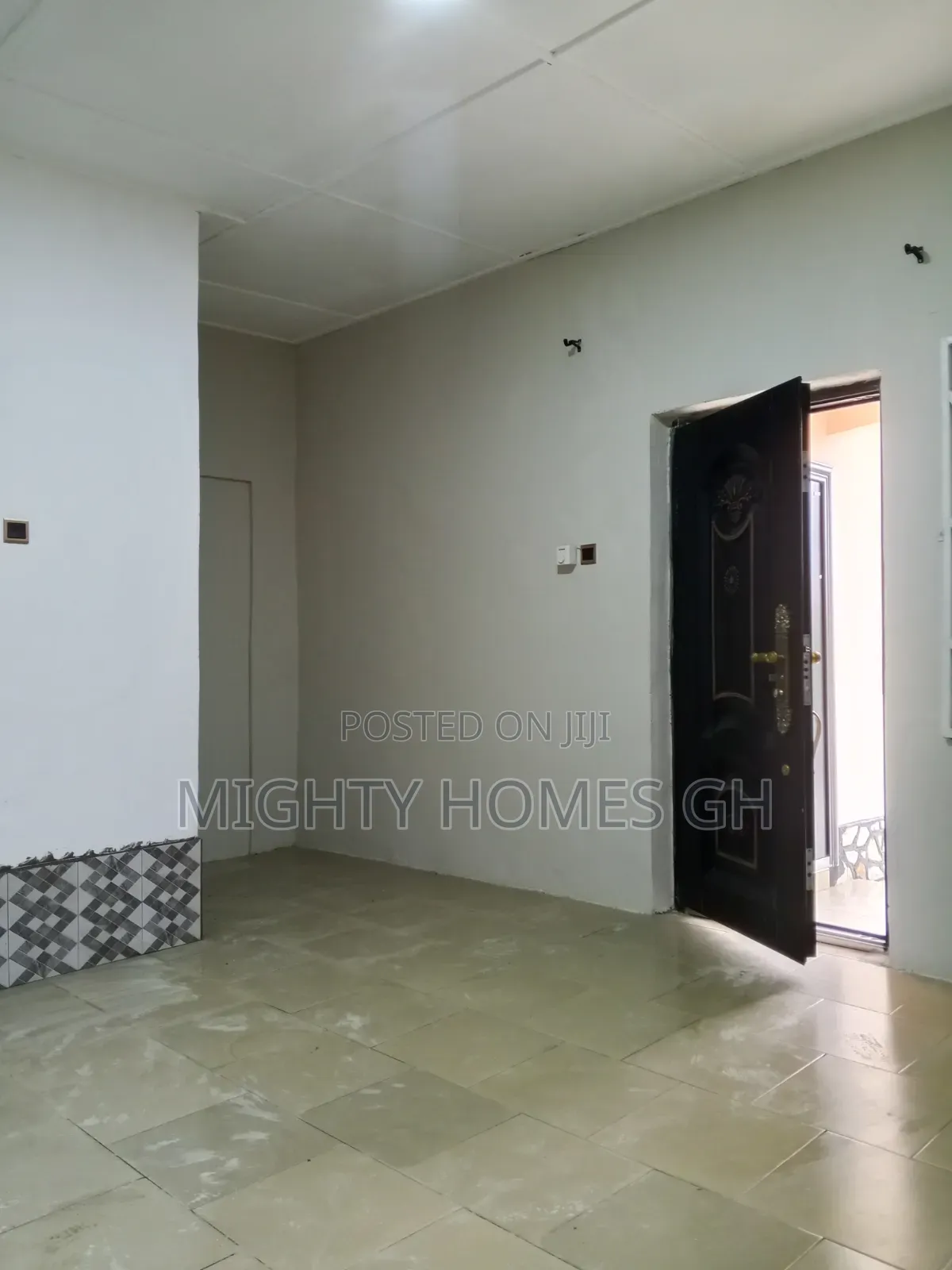 Studio Apartment in Mighty Homes, Bluetop Estate for rent