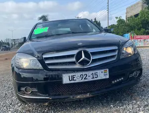 Mercedes-Benz C350 2010 Blue