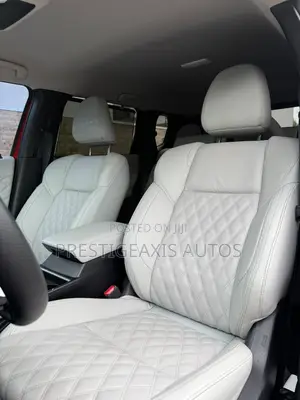 Mitsubishi Outlander SEL 2024 Red