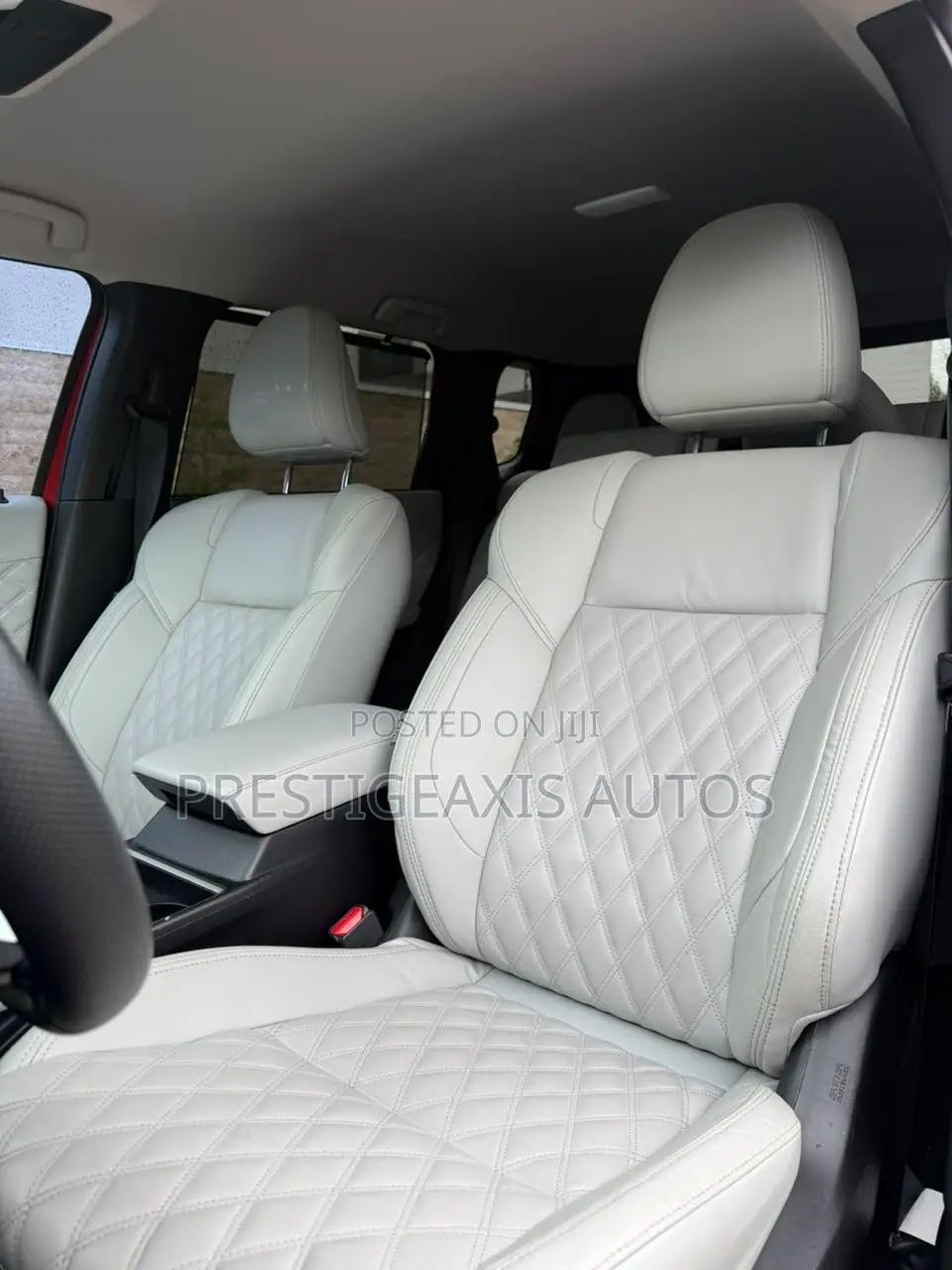 Mitsubishi Outlander SEL 2024 Red