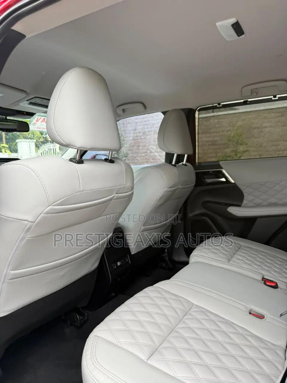 Mitsubishi Outlander SEL 2024 Red
