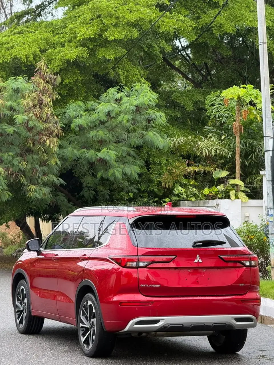 Mitsubishi Outlander SEL 2024 Red