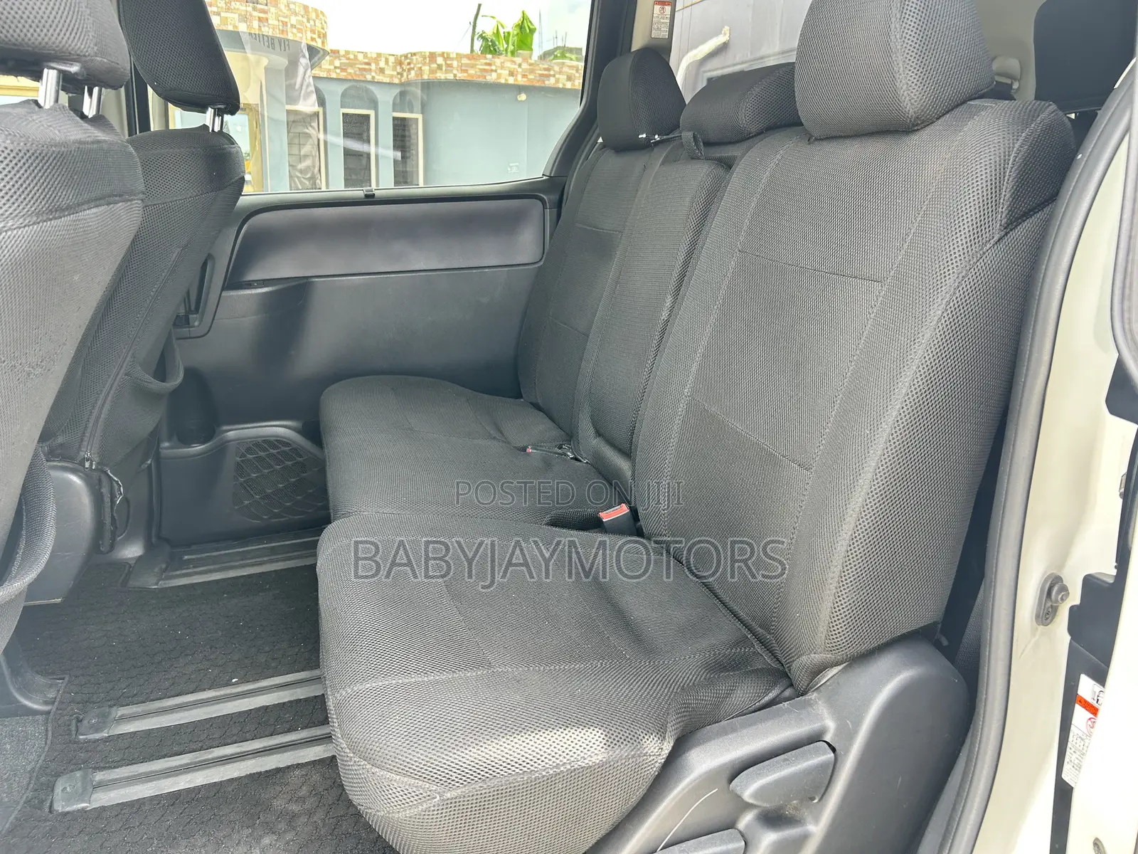 Toyota Voxy SV Premium 2014 White