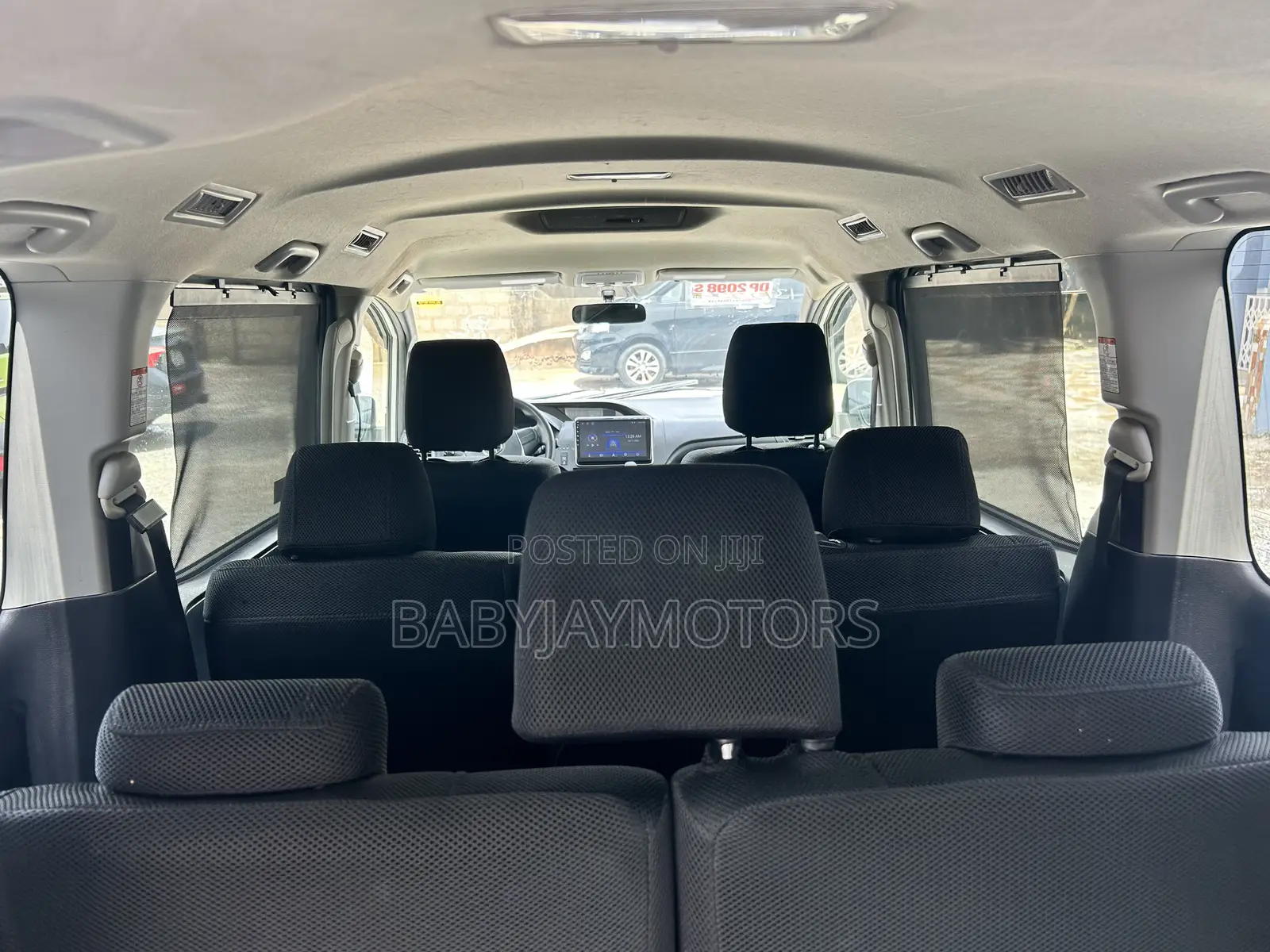 Toyota Voxy SV Premium 2014 White