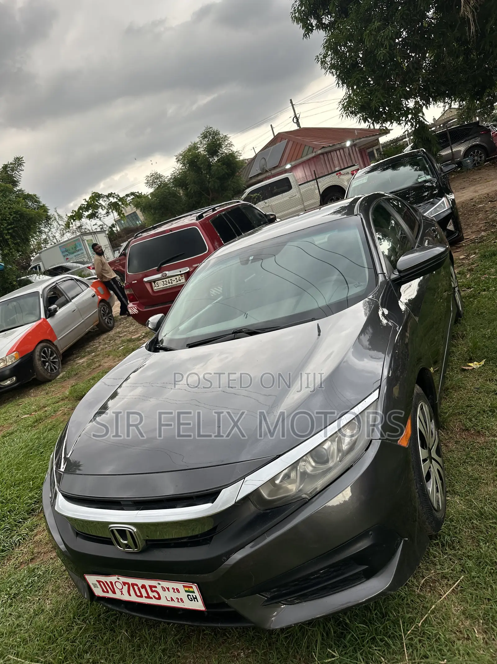 Honda Civic EX 4dr Sedan (2.0L 4cyl) 2017 Gray