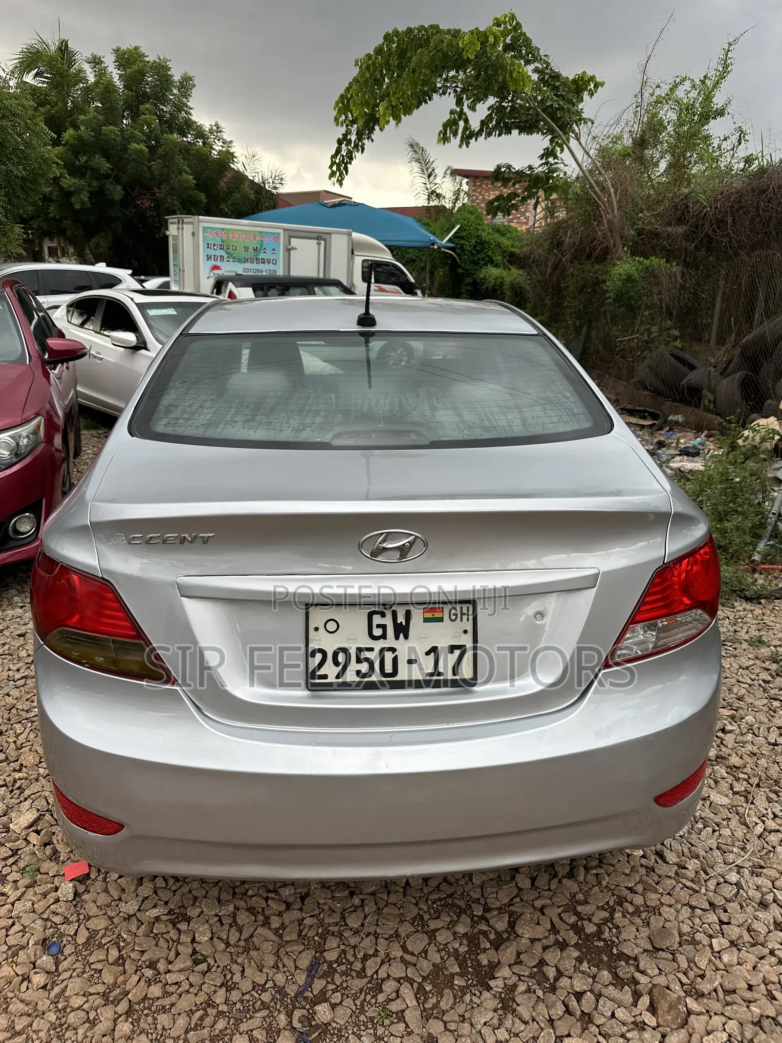 Hyundai Accent SE 2013 Silver