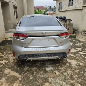Toyota Corolla 2020 Silver