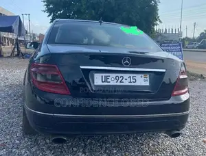 Mercedes-Benz C350 2010 Blue