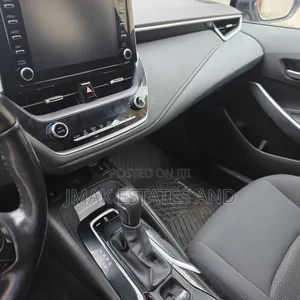 Toyota Corolla 2020 Silver