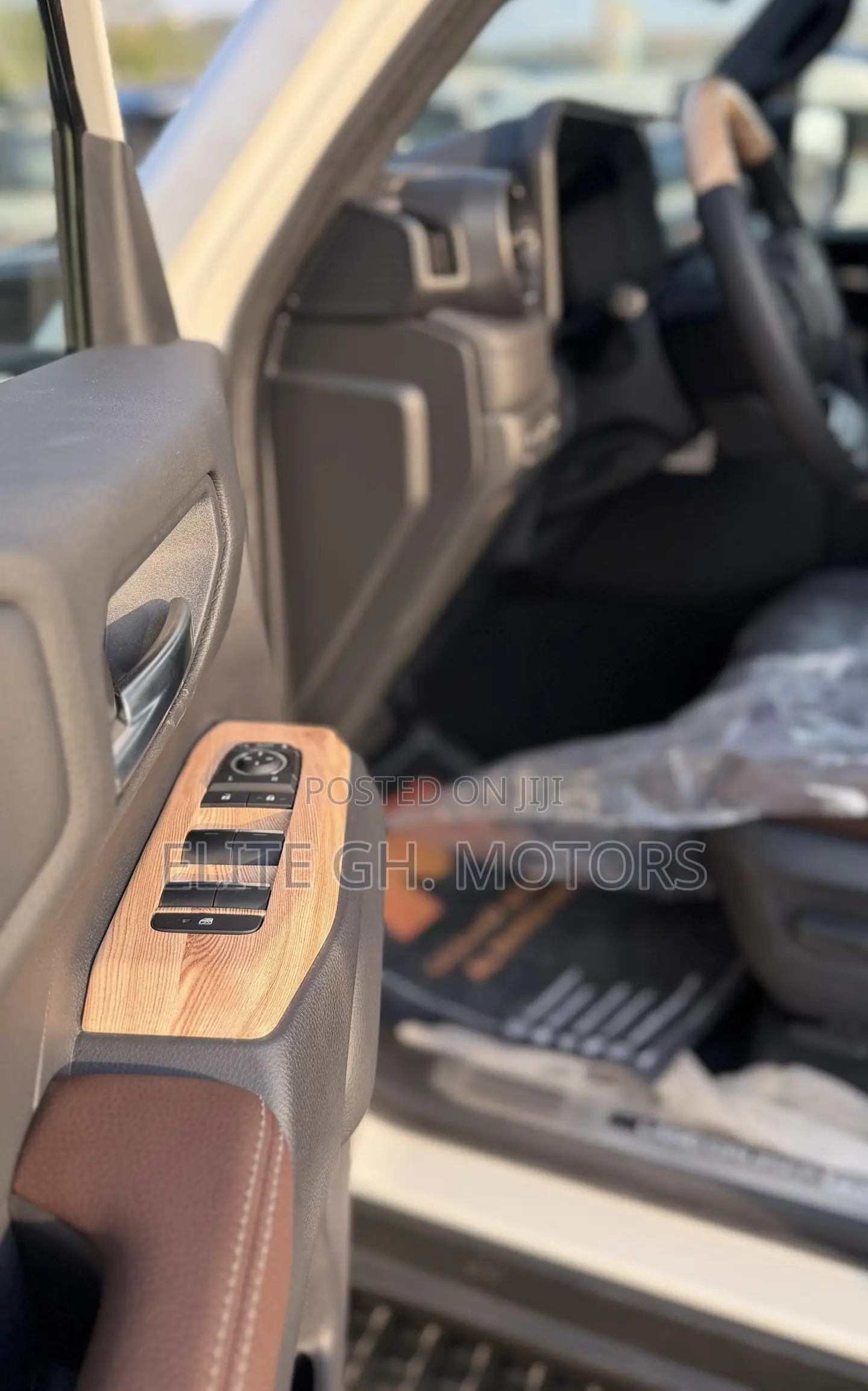 New Toyota Land Cruiser Prado 2025 White