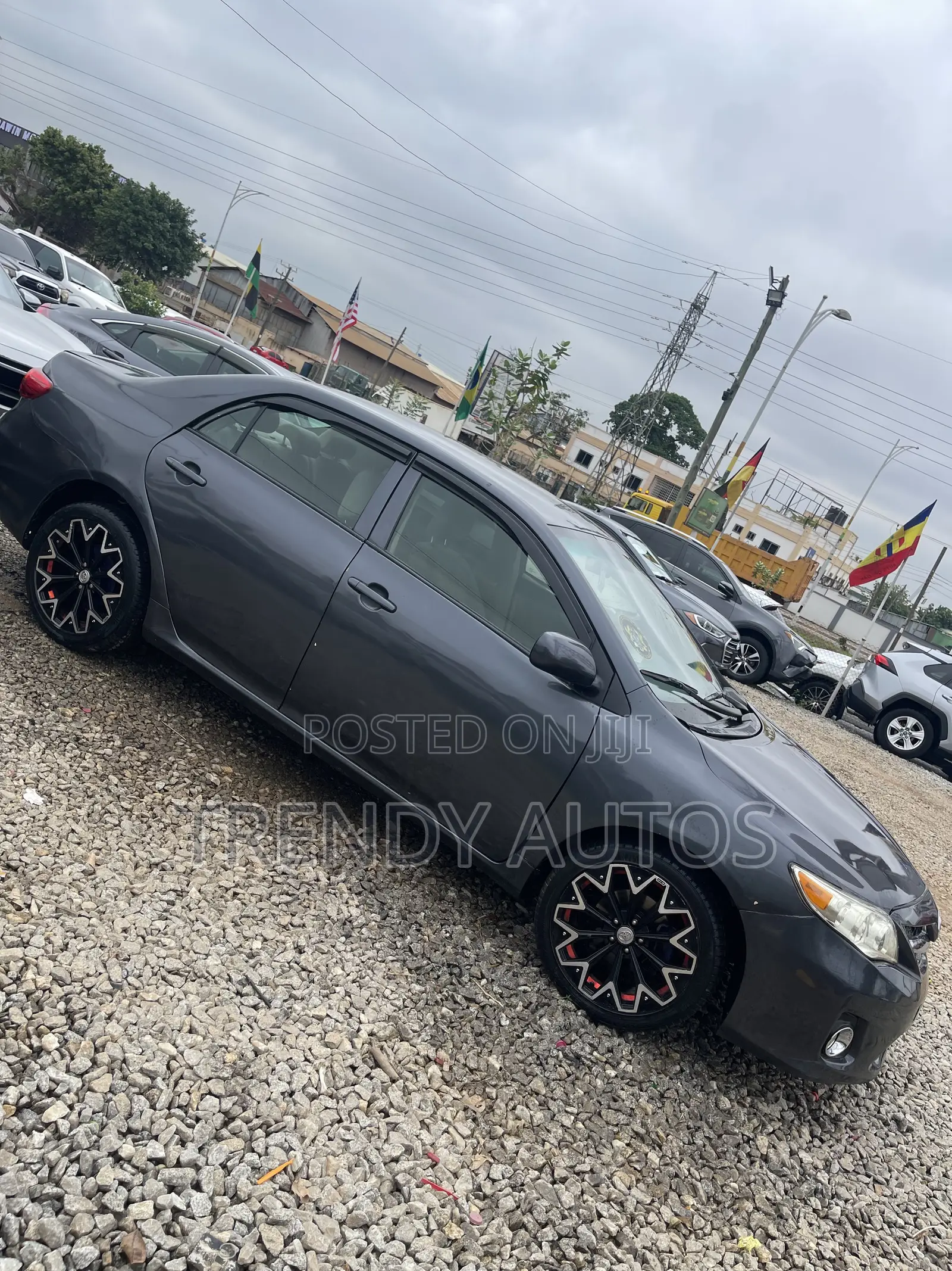 Toyota Corolla LE 4dr Sedan (1.8L 4cyl 4A) 2013 Black